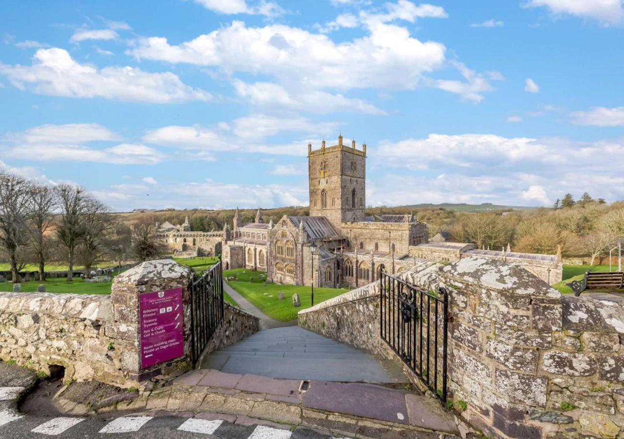 Bwthyn Clyd - St Davids St. Davids (Pembrokeshire) Exterior foto