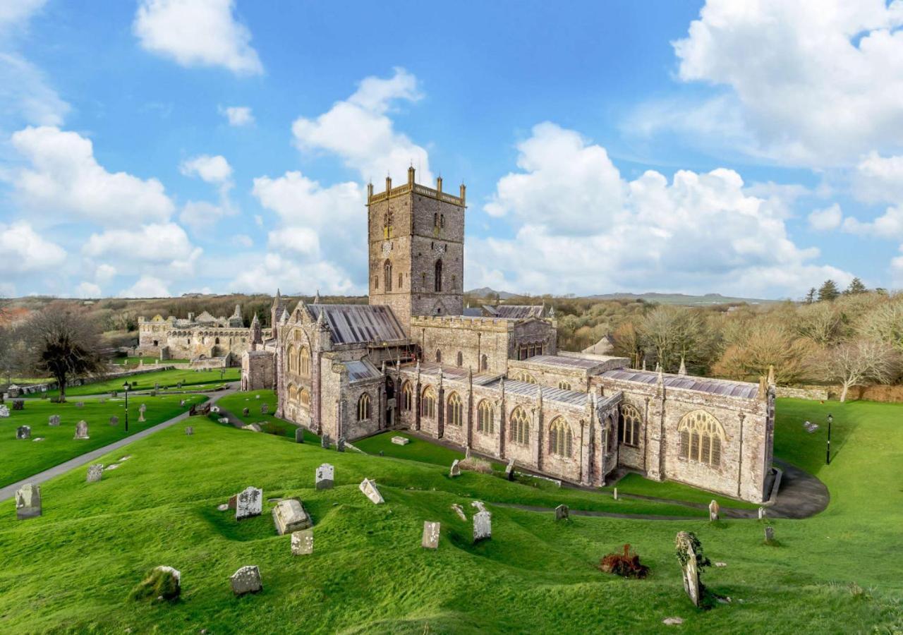 Bwthyn Clyd - St Davids St. Davids (Pembrokeshire) Exterior foto